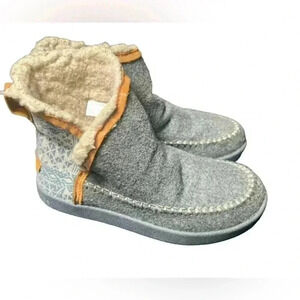 Sanuk | low gray boots with fuzzy lining 5